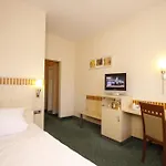 Hotell Kaiserhof 3*