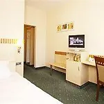 Kaiserhof 3*