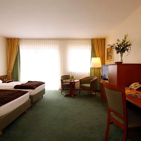 فندق Kaiserhof 3*