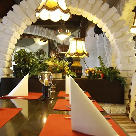 酒店 凯瑟霍夫韦塞尔酒店 3*