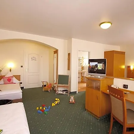 Kaiserhof 3*