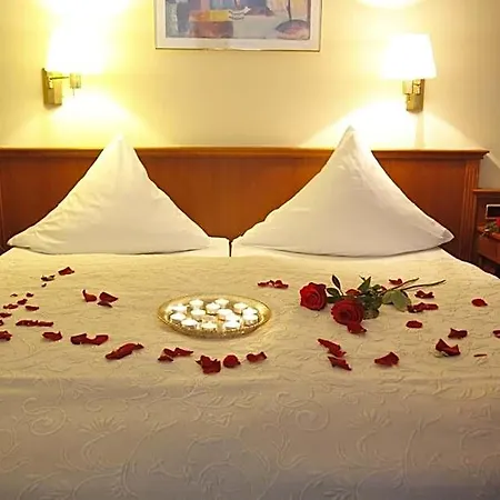Hotel Kaiserhof 3*