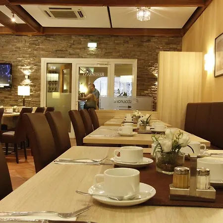 酒店 凯瑟霍夫韦塞尔酒店